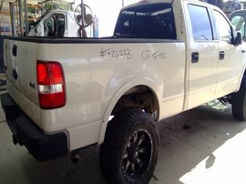 2007 FORD F-150, WHITE, LARIAT MODEL, 5.4L, AT,  4WD,  CREW CAB. F26333